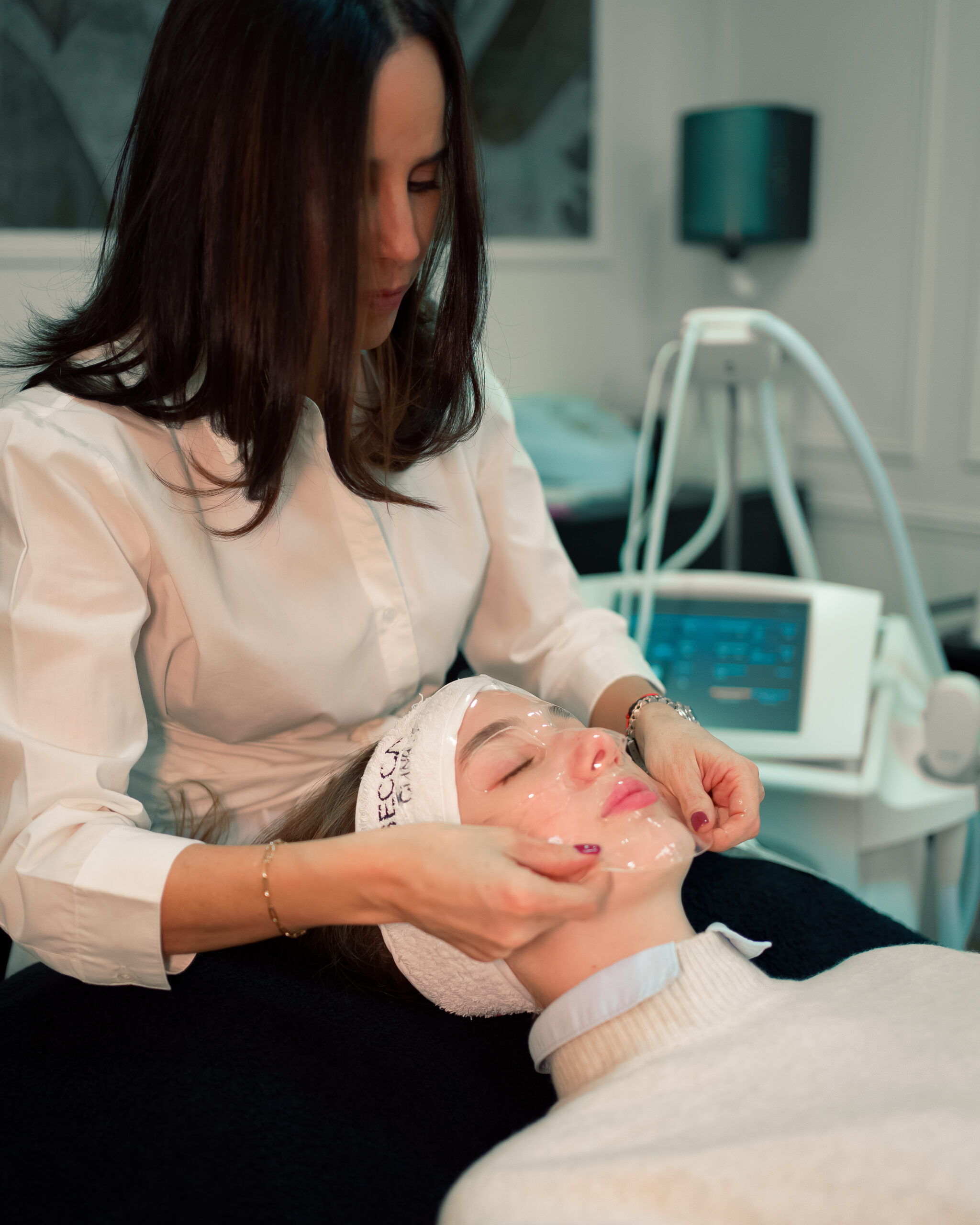 TRIBECCA SIGNATURE FACIAL by Alicia